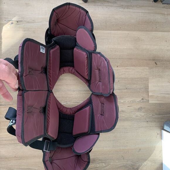 DOUGLAS QB L NITRO QUARTERBACK/WIDE RECEIVER FOOTBALL SHOULDER PAD “19-20” - Picture 12 of 15